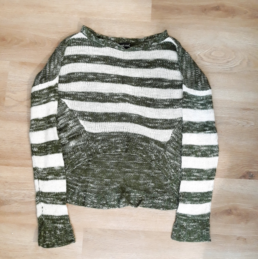 Wet Seal Green Stripe Cropped High Low Sweater Size Large